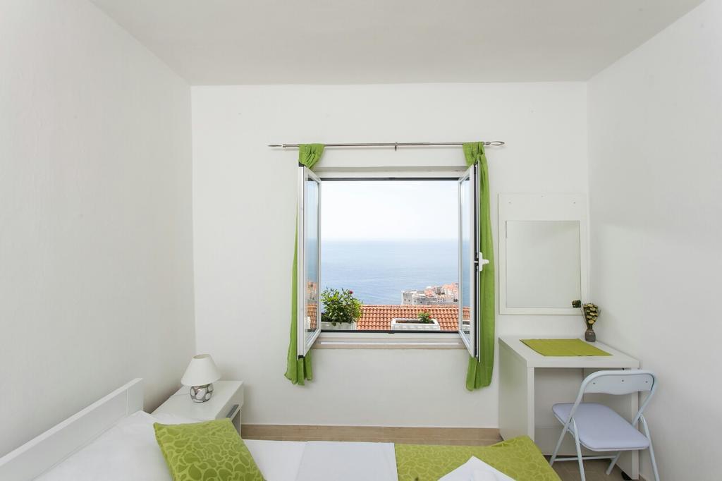 Ivy Apartment